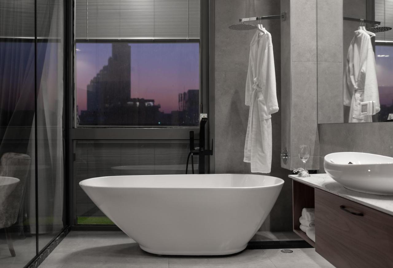 Emilia Tlv Aparthotel 2*